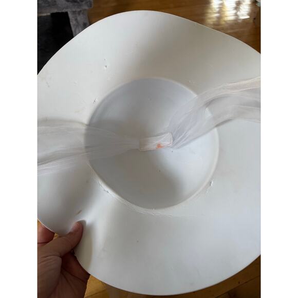 Disney Mary Poppins costume white dres with red roses - Picture 11 of 15